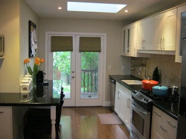 349 Bessborough Dr - Photo 2 of 9