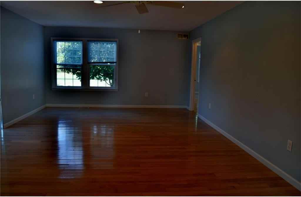 31B Ethan Allen Dr - Photo 3 of 15