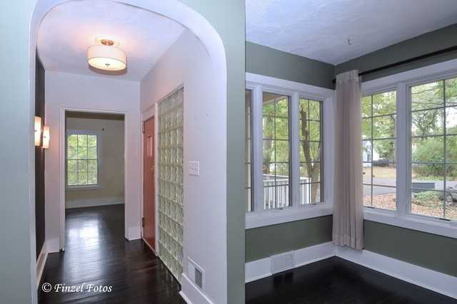 245 Wiltshire Ln - Photo 3 of 27