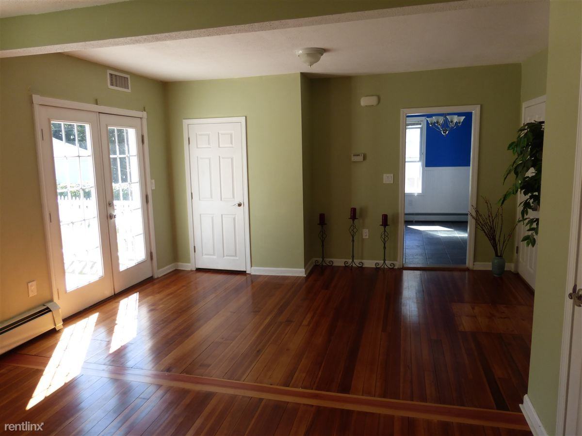 89 Old Rd - Photo 2 of 9