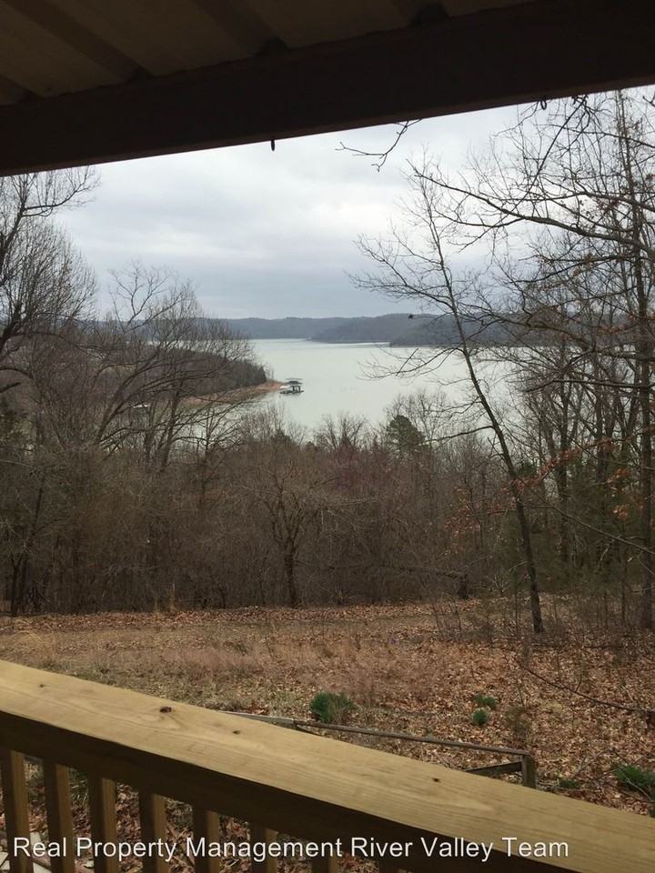 21090 Greycliff Rd - Photo 2 of 18