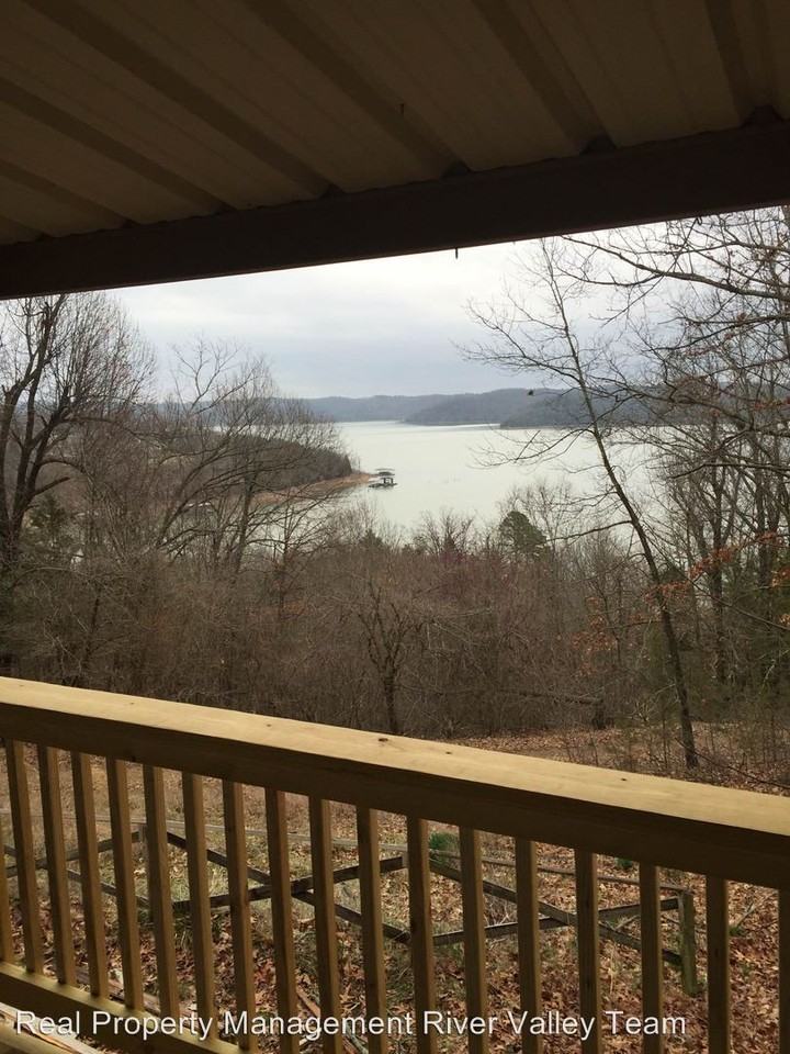 21090 Greycliff Rd - Photo 3 of 18