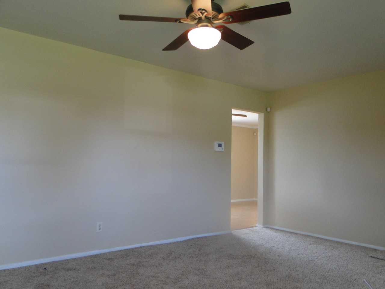 4603 Parkdale Dr - Photo 2 of 13