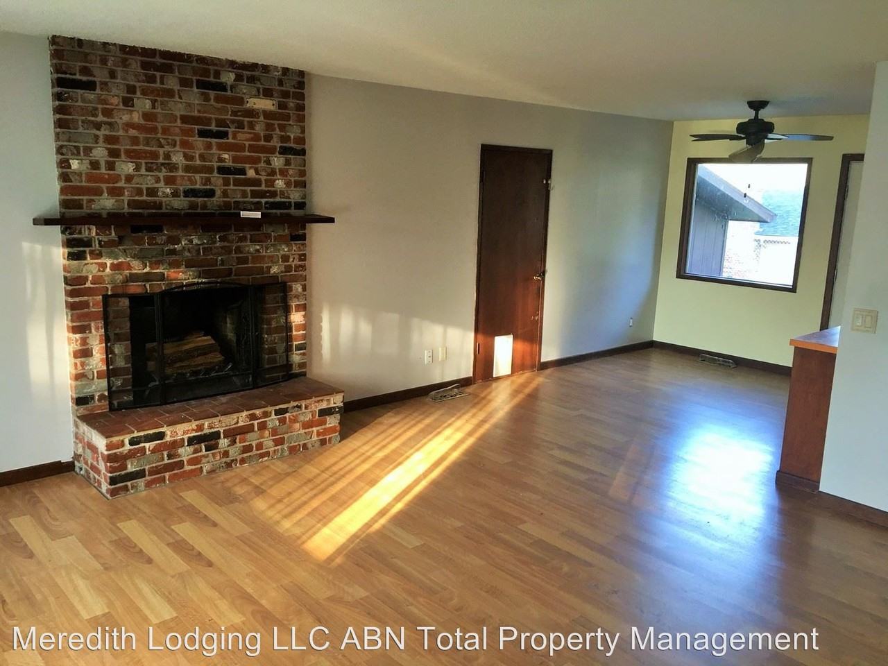 3686 NE Johns Loop - Photo 2 of 6