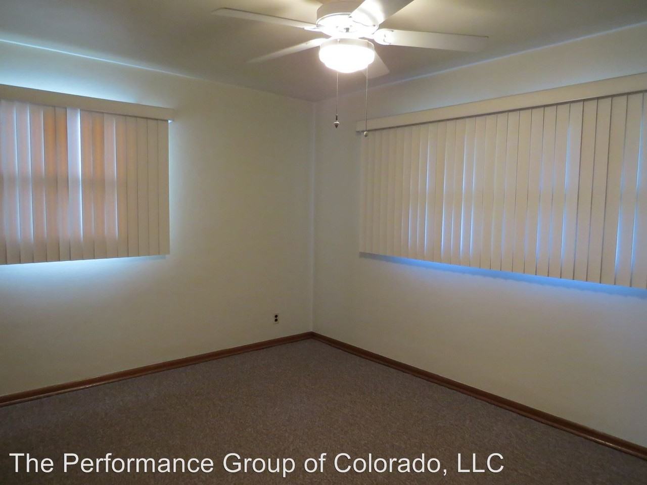 138 Melrose Ave - Photo 3 of 5