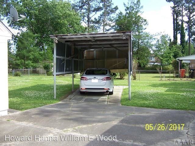 1608 Edgewood Dr - Photo 3 of 4