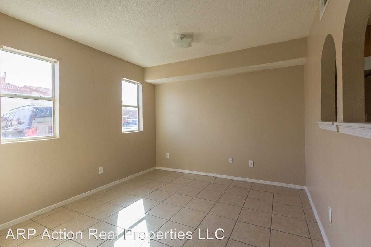 11023 Aqua Ct - Photo 2 of 12