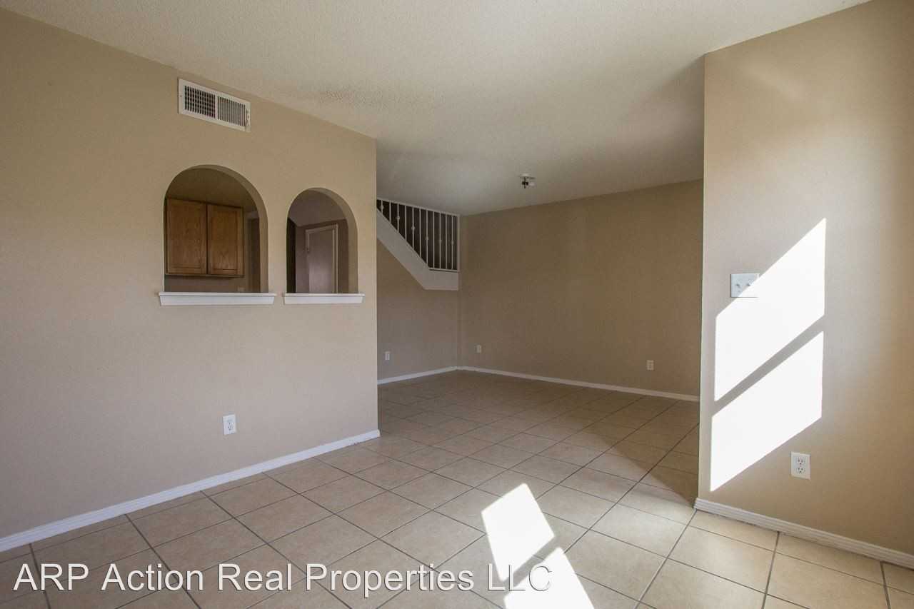 11023 Aqua Ct - Photo 3 of 12