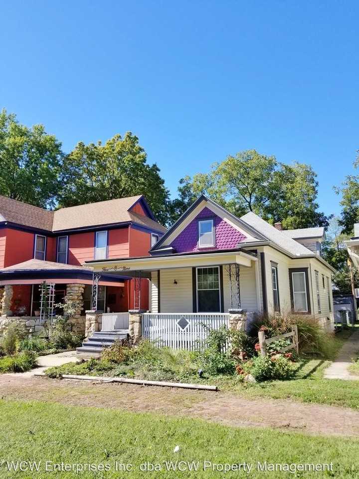 509 SW Lane St - Photo 3 of 24