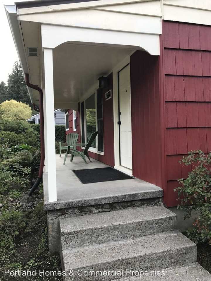 2320 Glen Haven Rd - Photo 3 of 18