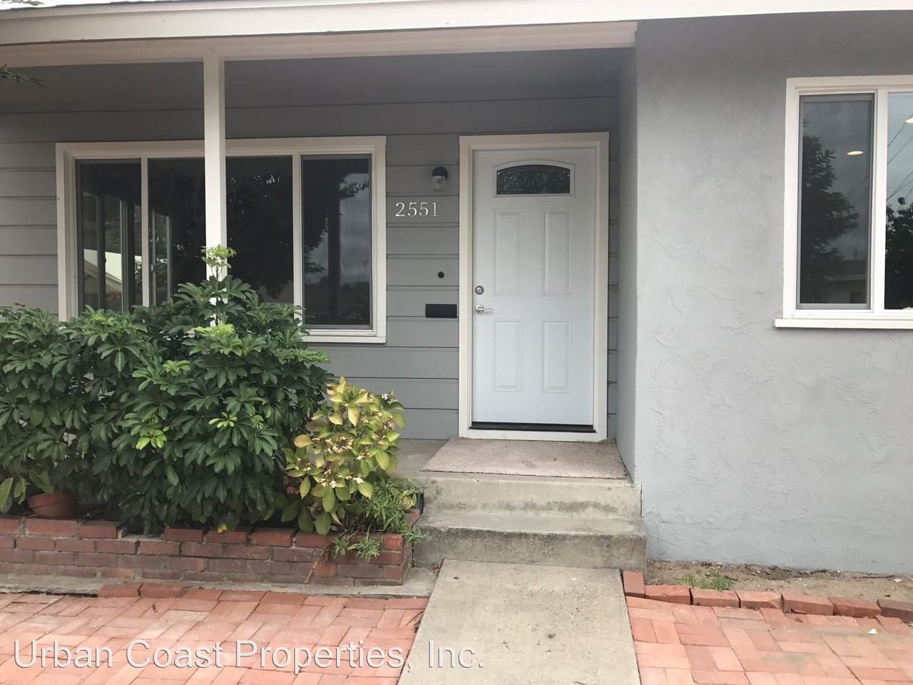 2551 Ridge View Dr - Photo 2 of 39