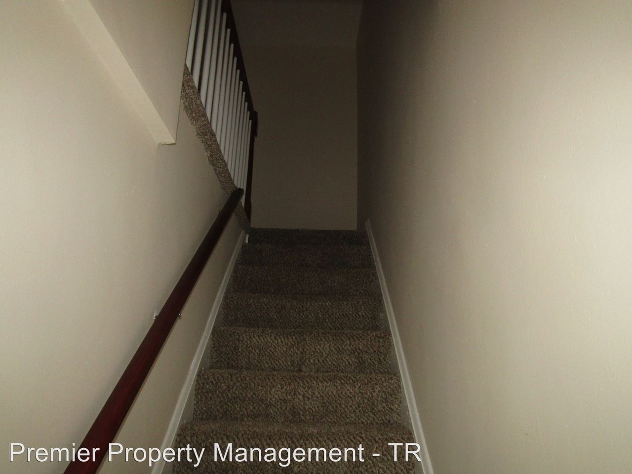 3611 Ravenwood Ave - Photo 2 of 10