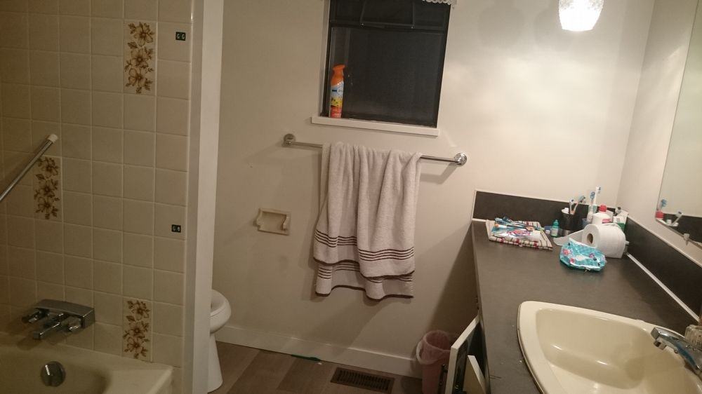 11416 79a Ave - Photo 3 of 6