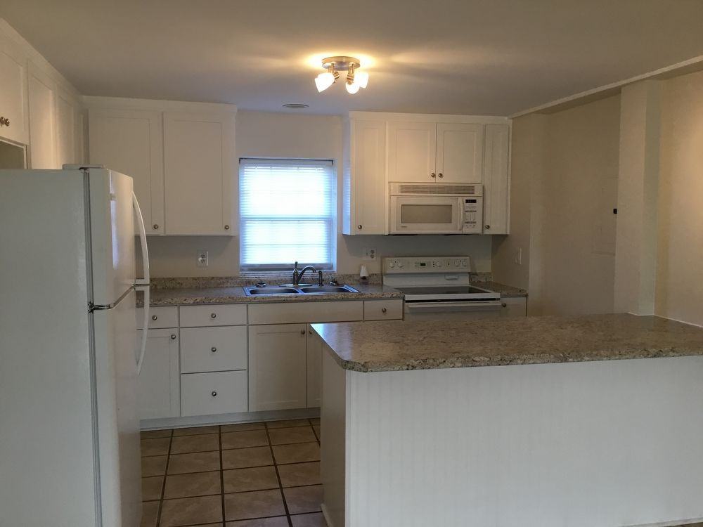 237 Seashore Dr #e - Photo 3 of 7