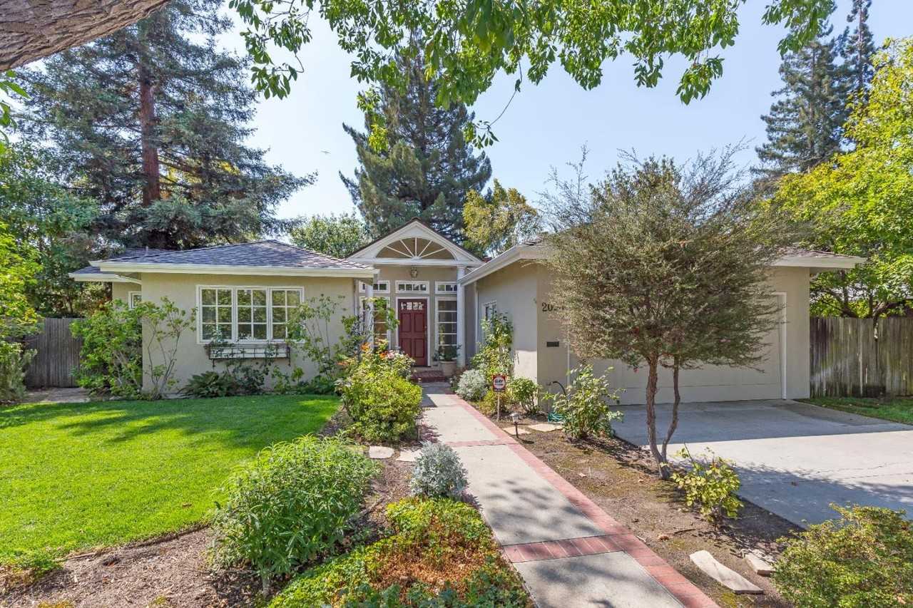 2090 Barbara Dr - Photo 2 of 21