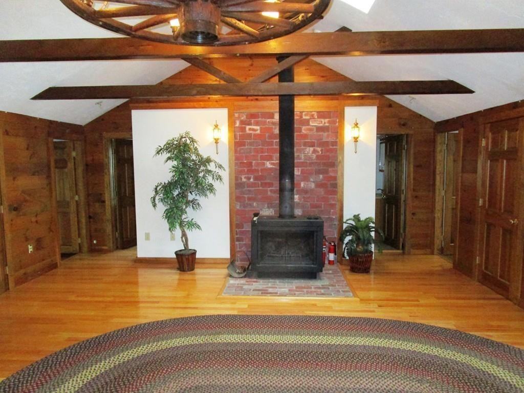 99 Cubles Dr #1 - Photo 2 of 14