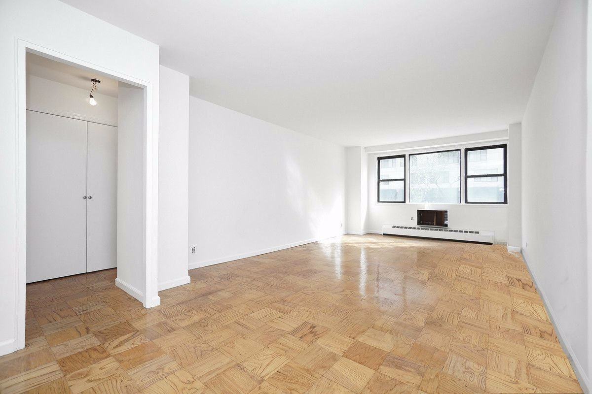 W 57th St #7E