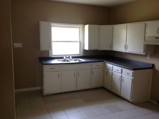 4909 Mc Clellan St - Photo 3 of 3