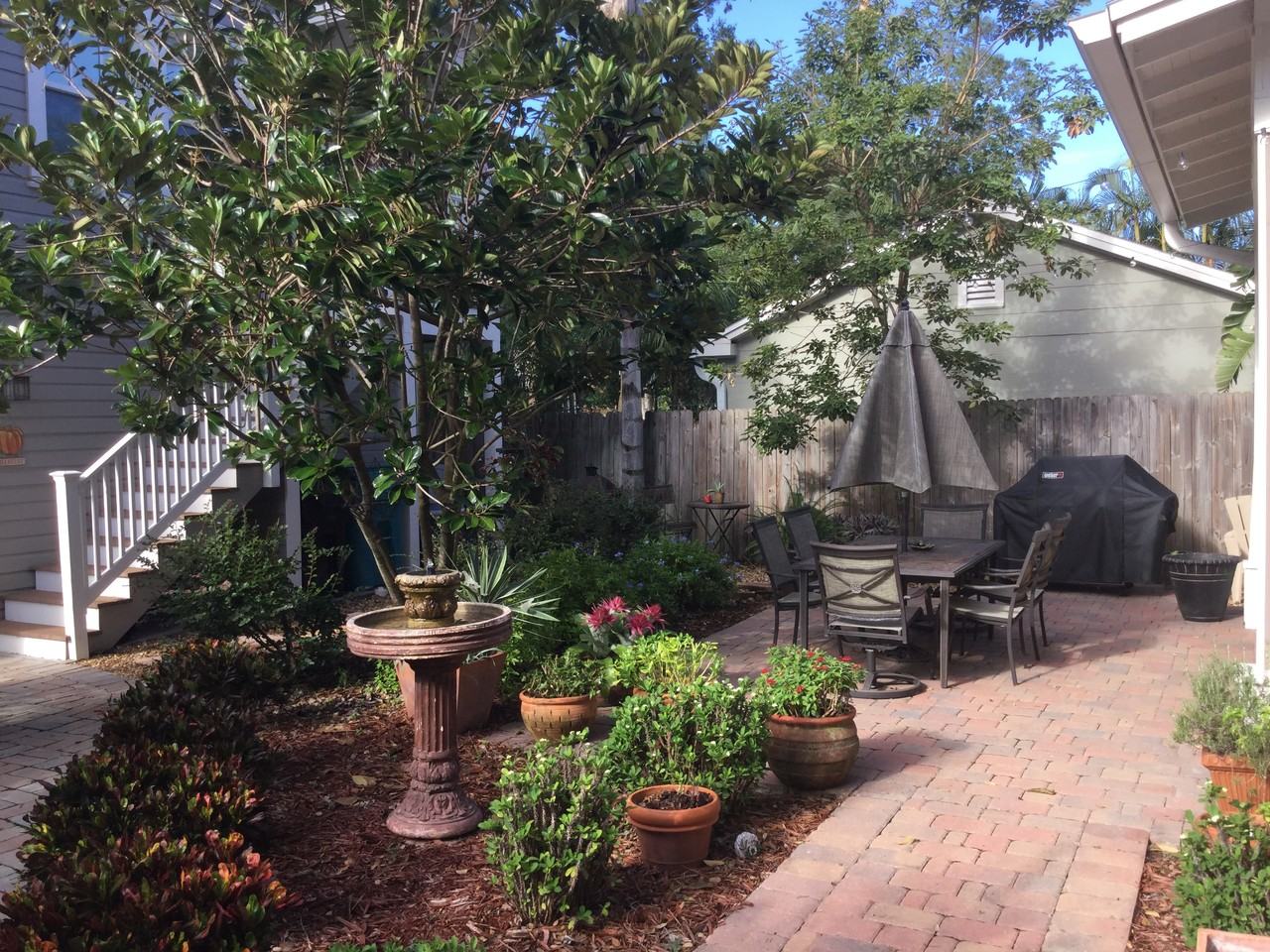 336 North Summerlin Avenue - Photo 3 of 23