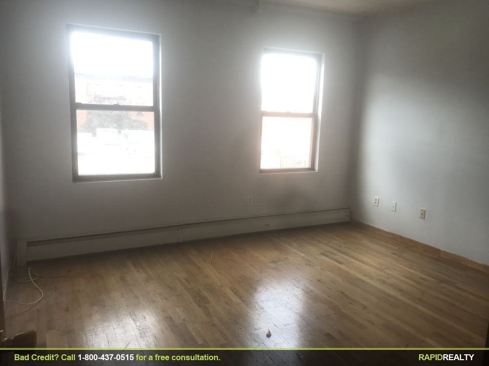 Putnam Ave & Claver Place #2r