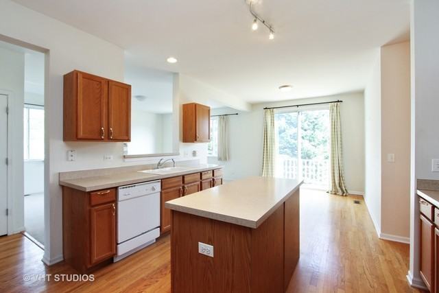 16 Winterberry Ct - Photo 3 of 16