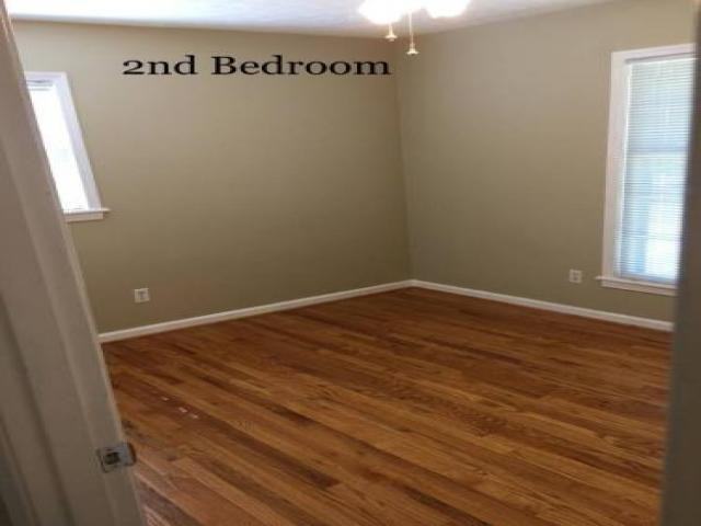 1807 Westmoorland Way - Photo 2 of 6