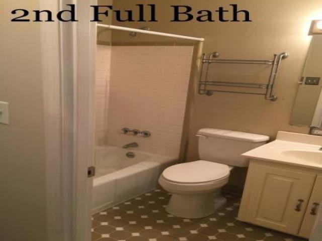 1807 Westmoorland Way - Photo 3 of 6