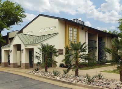 Westminster Apartments - Photo 3 of 43