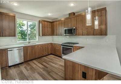 1829 NE Alberta St - Photo 2 of 15