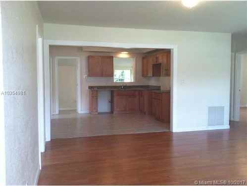 6315 SW 24th St - Photo 2 of 6