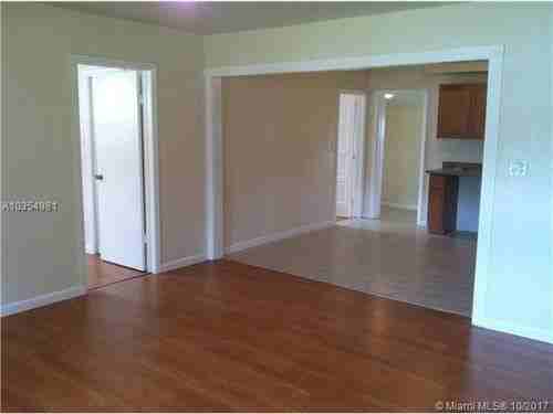 6315 SW 24th St - Photo 3 of 6