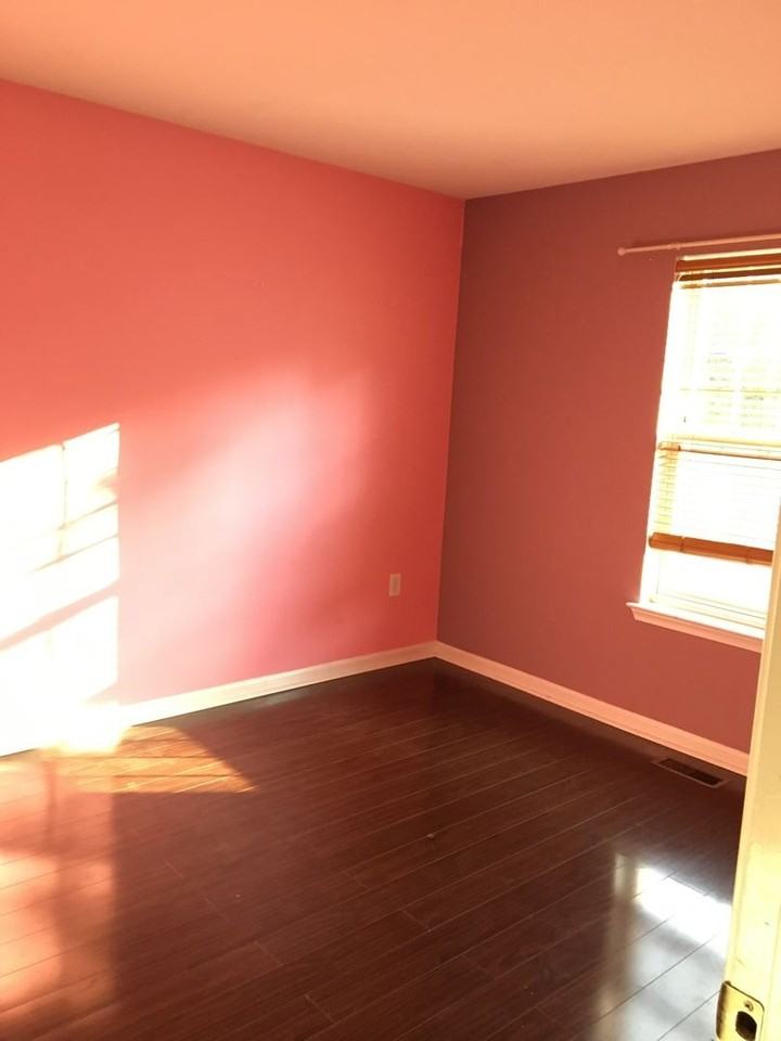 420 Fairway Dr - Photo 3 of 10