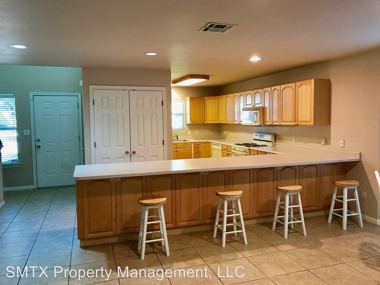 124 Dolly St - Photo 3 of 15
