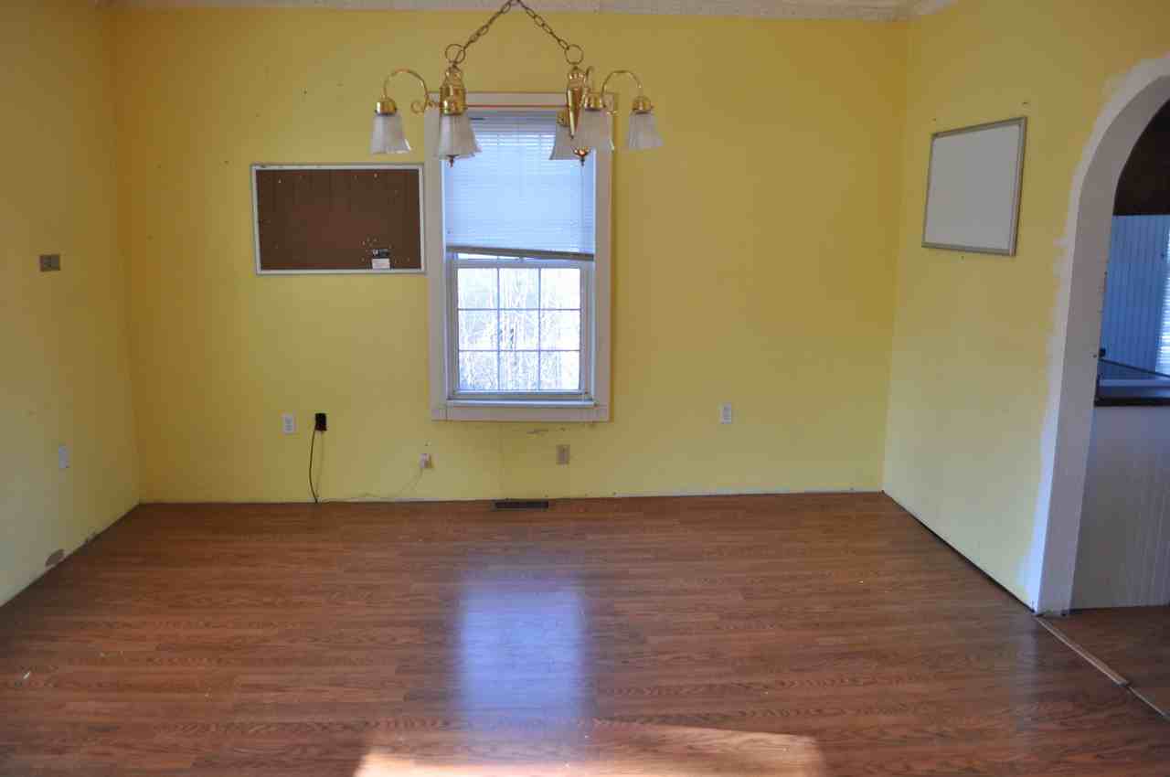 135 Little Vine Dr - Photo 3 of 8