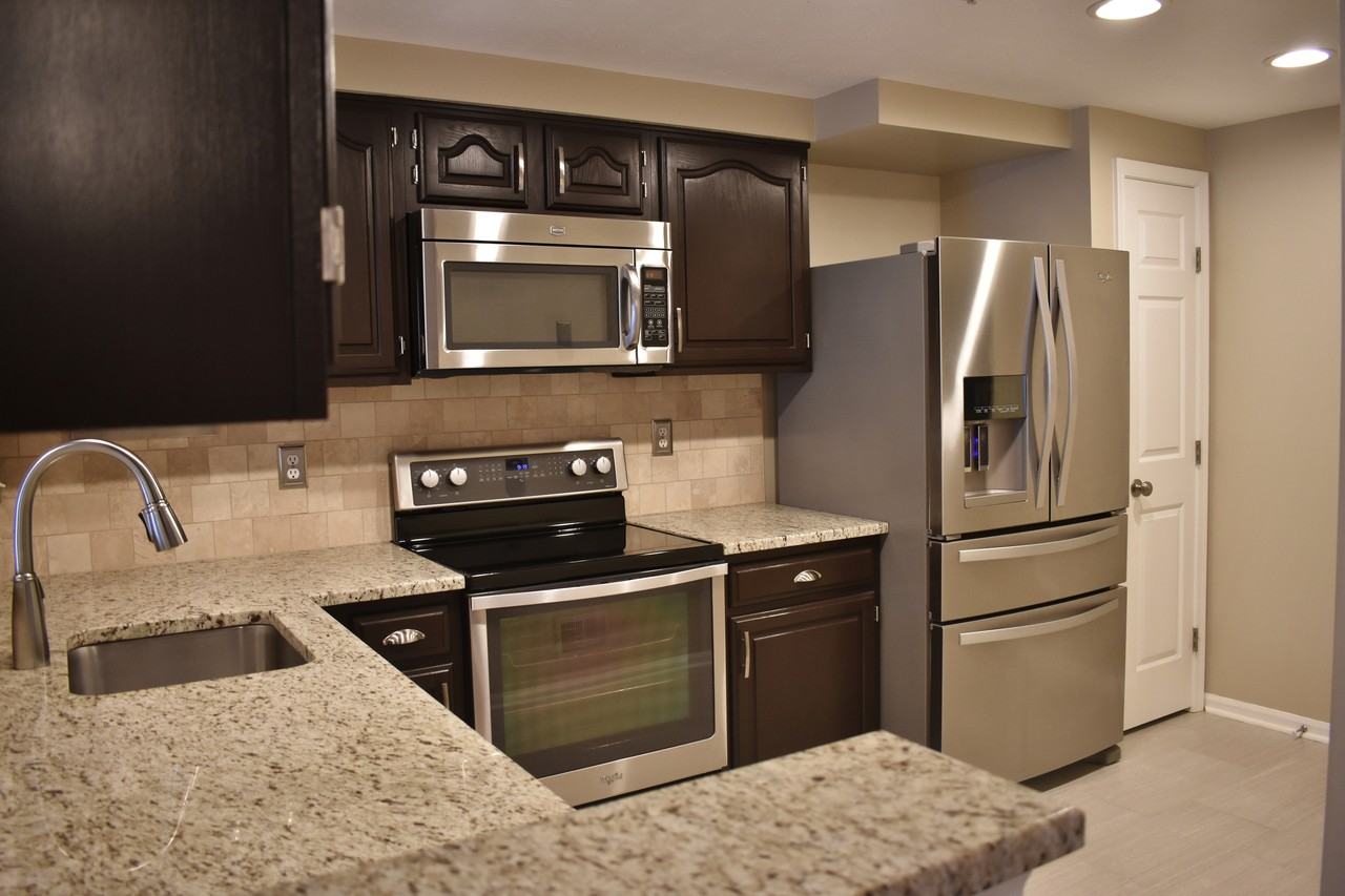 4122 Maple Path Cir - Photo 2 of 22