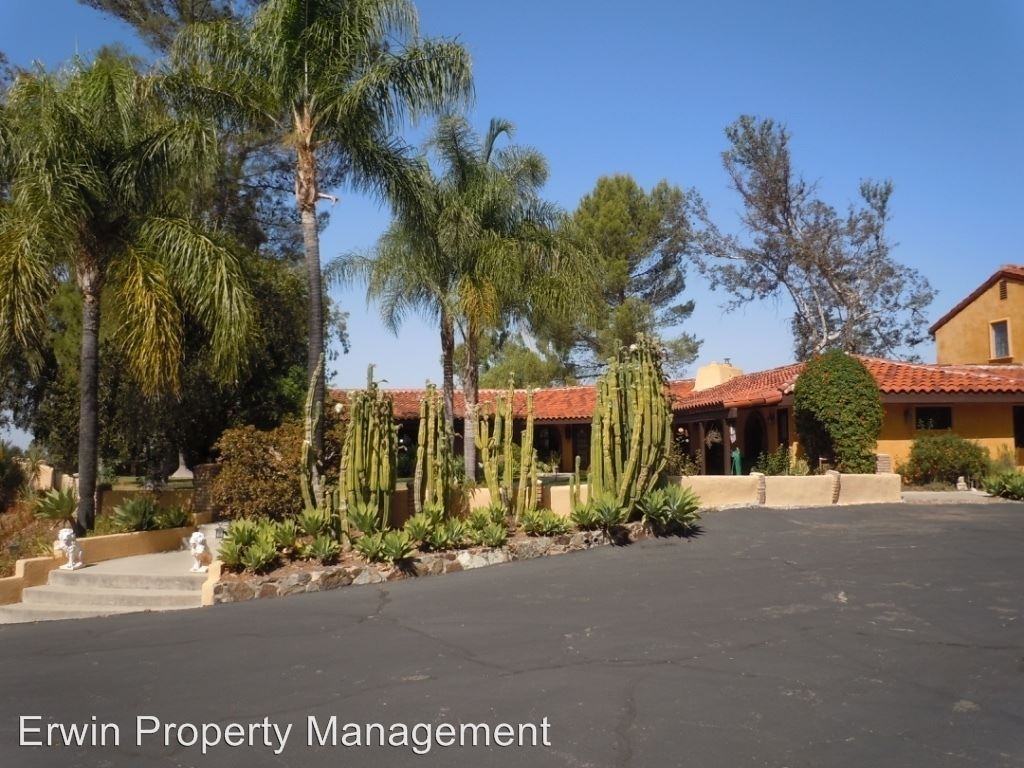 30683 Persimmon Ln - Photo 2 of 25