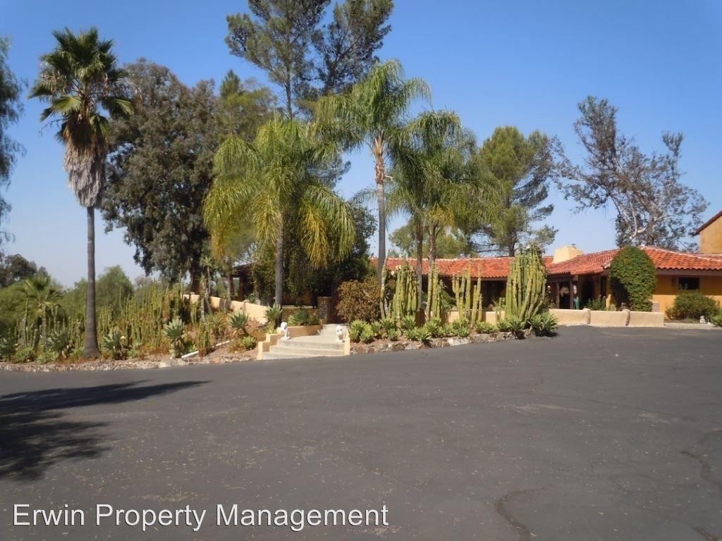 30683 Persimmon Ln - Photo 3 of 25