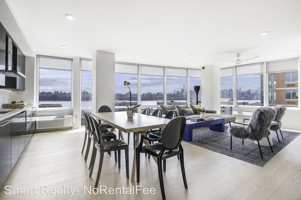 500 Fulton Court - Photo 2 of 7