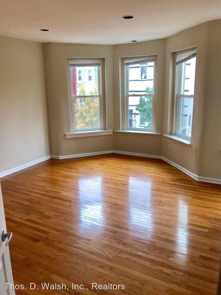 1719 4th ST NW - Photo 2 of 12