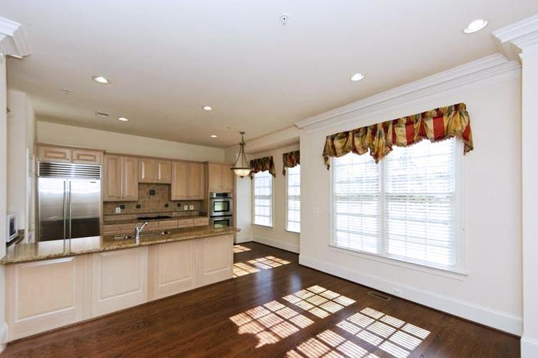 720 Carpenter Rd - Photo 2 of 28