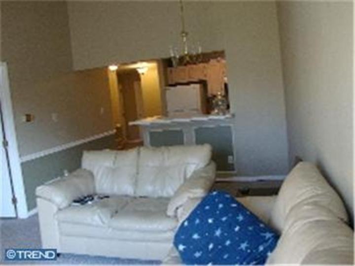 20 Foxglove Dr - Photo 3 of 10