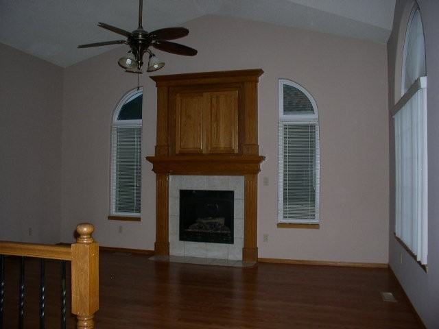 5309 S Ellis St - Photo 3 of 25