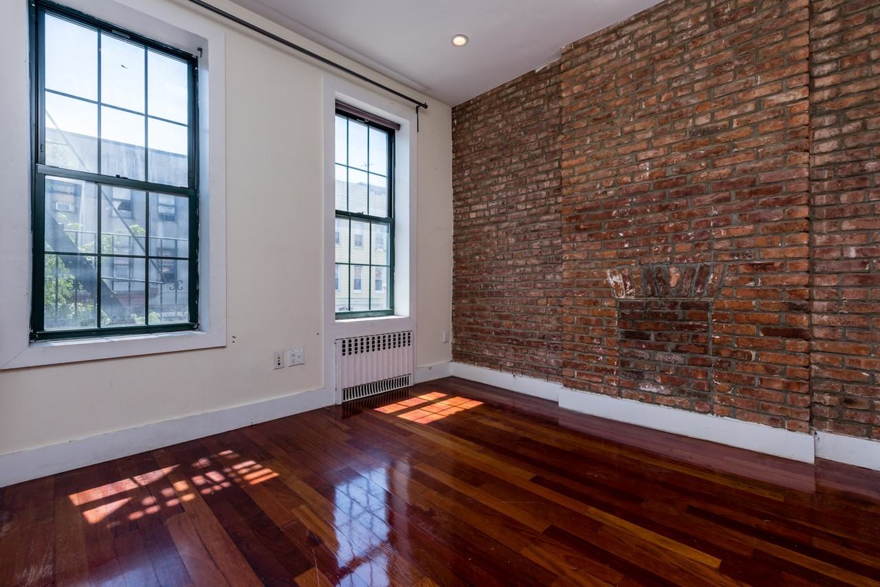 179 Knickerbocker Avenue #3