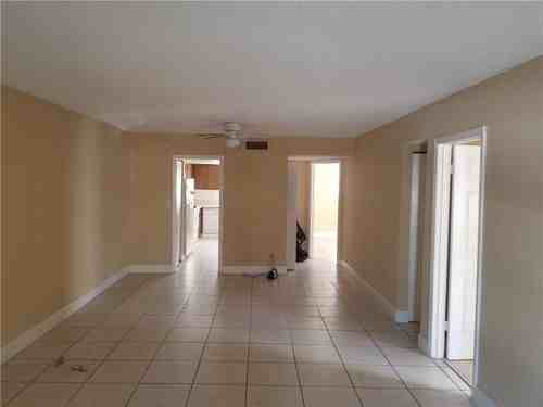 3690 Woodside Dr - Photo 2 of 6