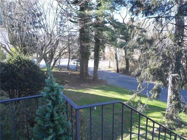 1035 Shore Acres Dr - Photo 2 of 18