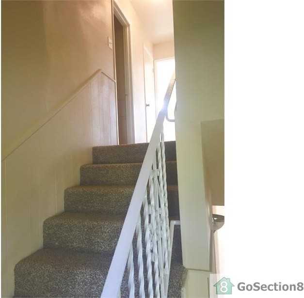 108 Peg Sue Ct - Photo 3 of 9