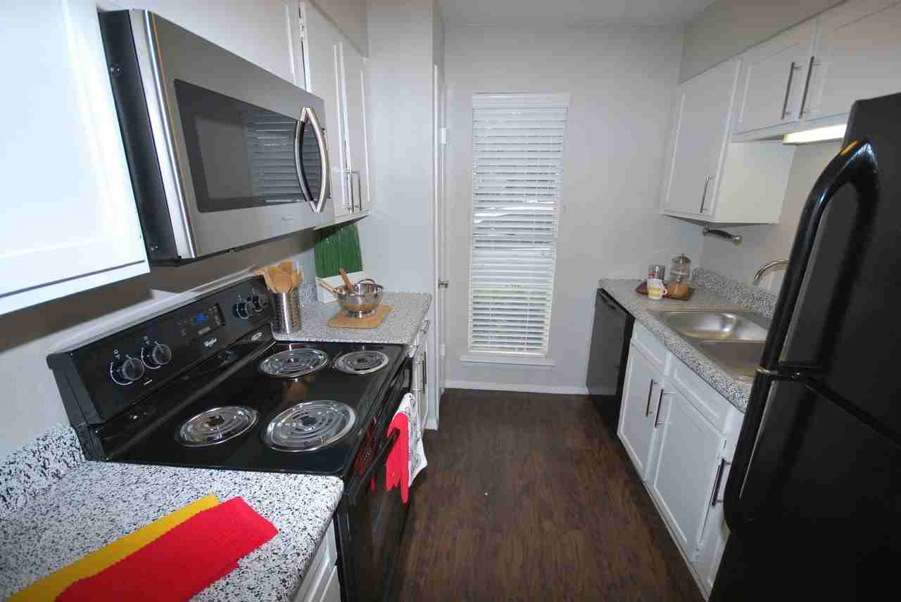 The Estara - Photo 3 of 9