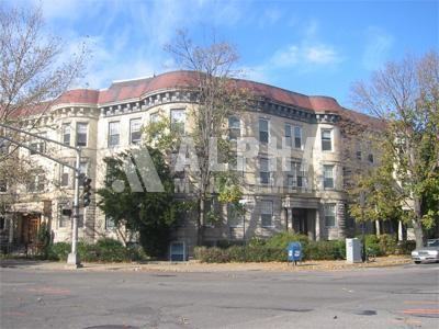 1232 Beacon St #3 - Photo 3 of 3