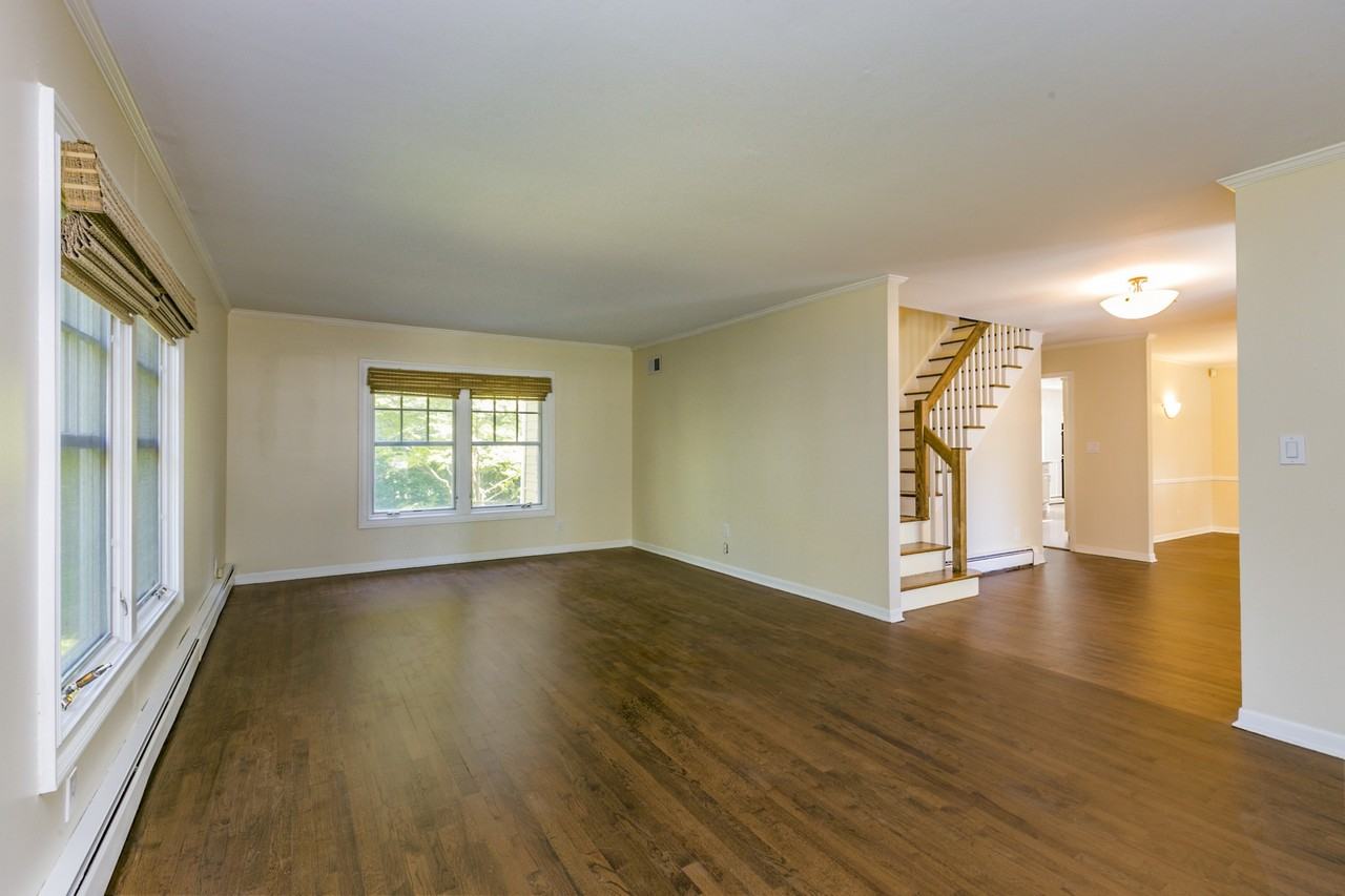 80 Lake Rd - Photo 2 of 18