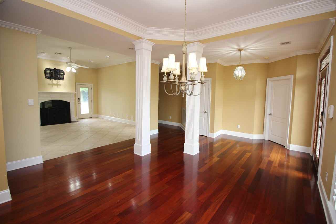 260 River Bend Dr - Photo 2 of 25